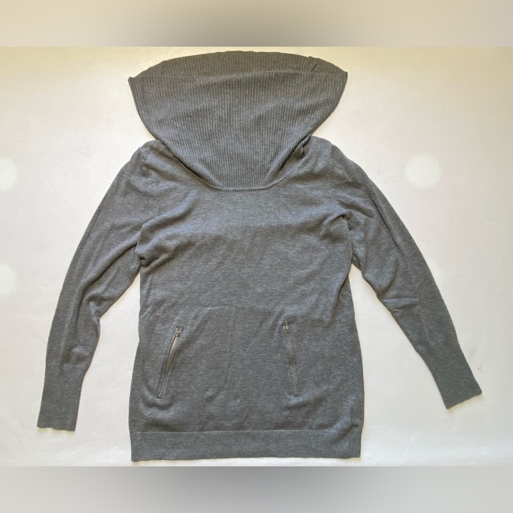 GOOD Size L Womens Its Our Time Long Sleeve Cowl Neck Sweater Rayon Blend Gray